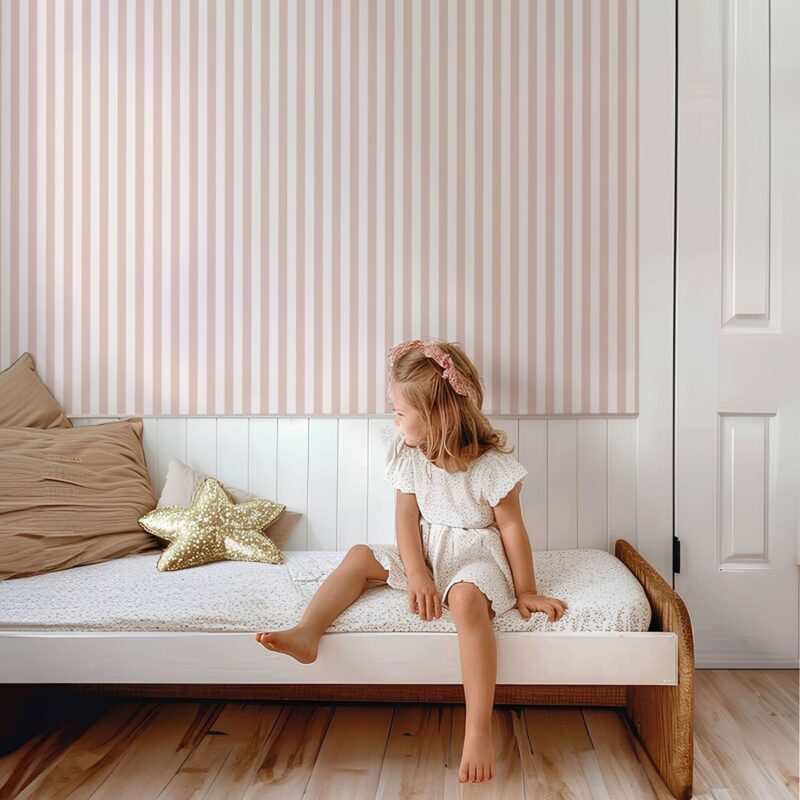 Papier peint rayures rose