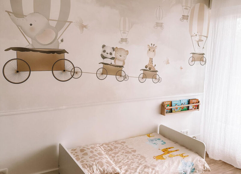 chambre-bebe-beige-montgolfiere